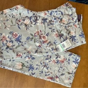 NWT Gloria Vanderbilt Floral Jeans Size 8 Long